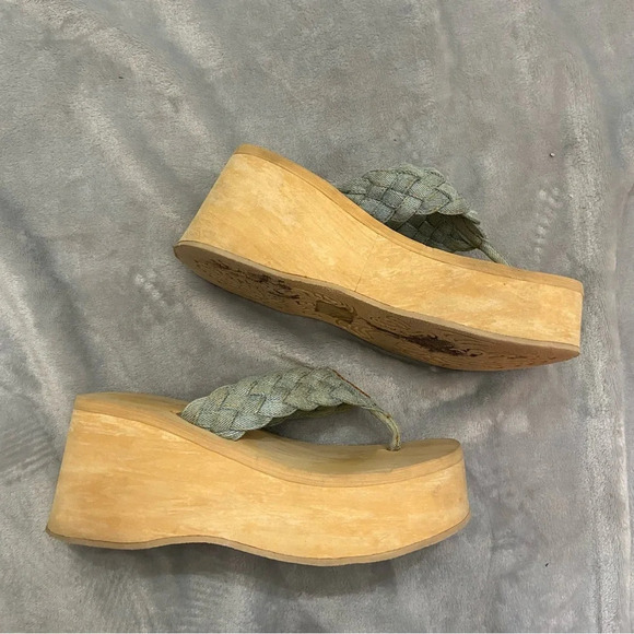 Vintage Y2K sketchers platform thong sandals - Picture 3 of 6